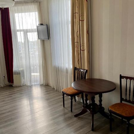 Apartment Studio -Біля Вокзалу-Недалеко Від Центру-Городоцька 151 Lemberg Exterior foto