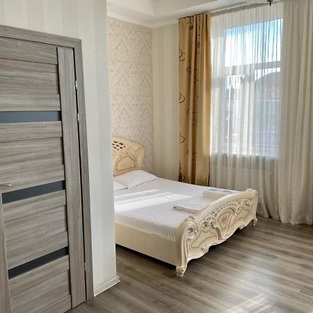 Apartment Studio -Біля Вокзалу-Недалеко Від Центру-Городоцька 151 Lemberg Exterior foto